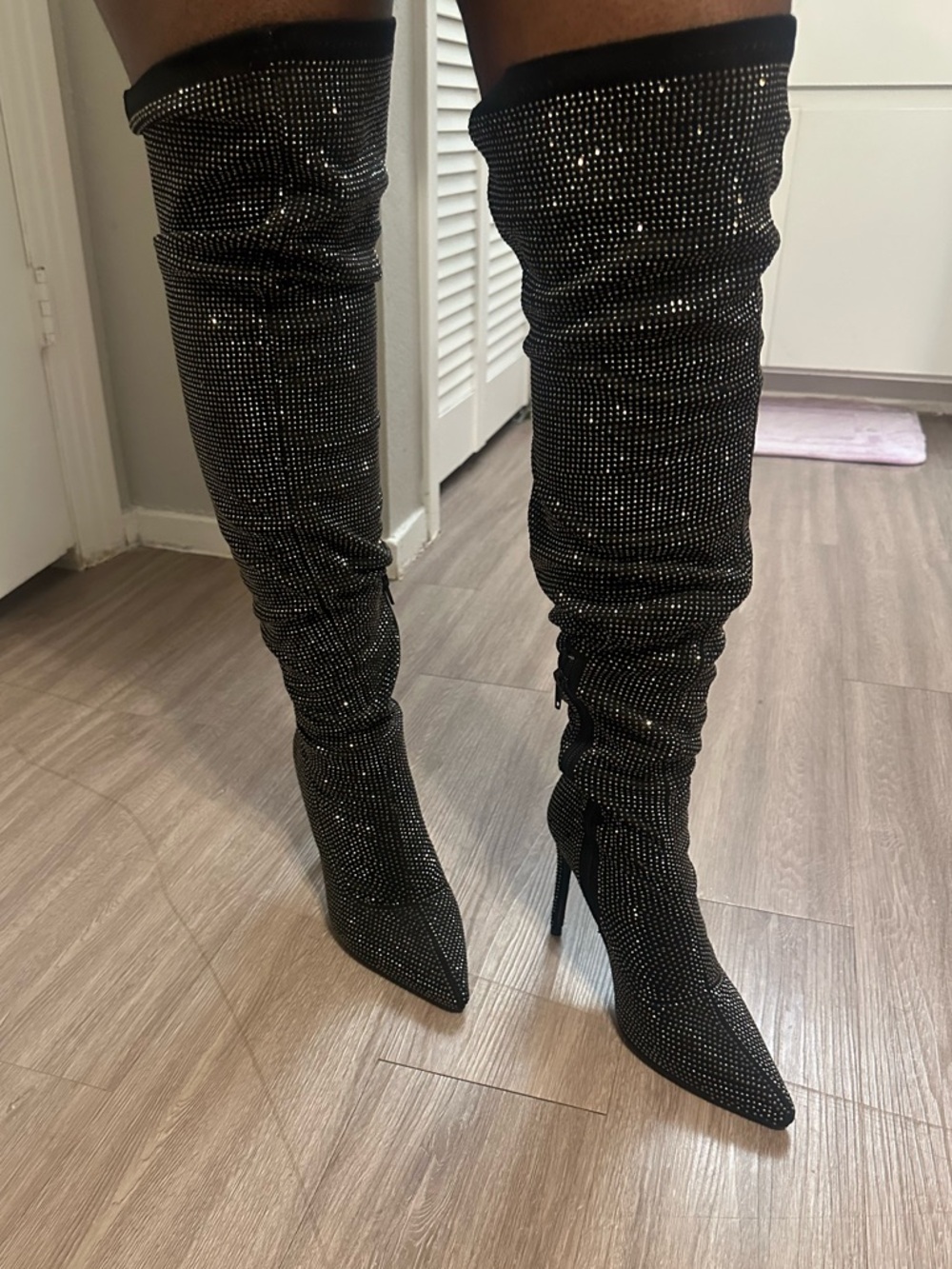 Black Rhinestones heels - Picture 7 of 8